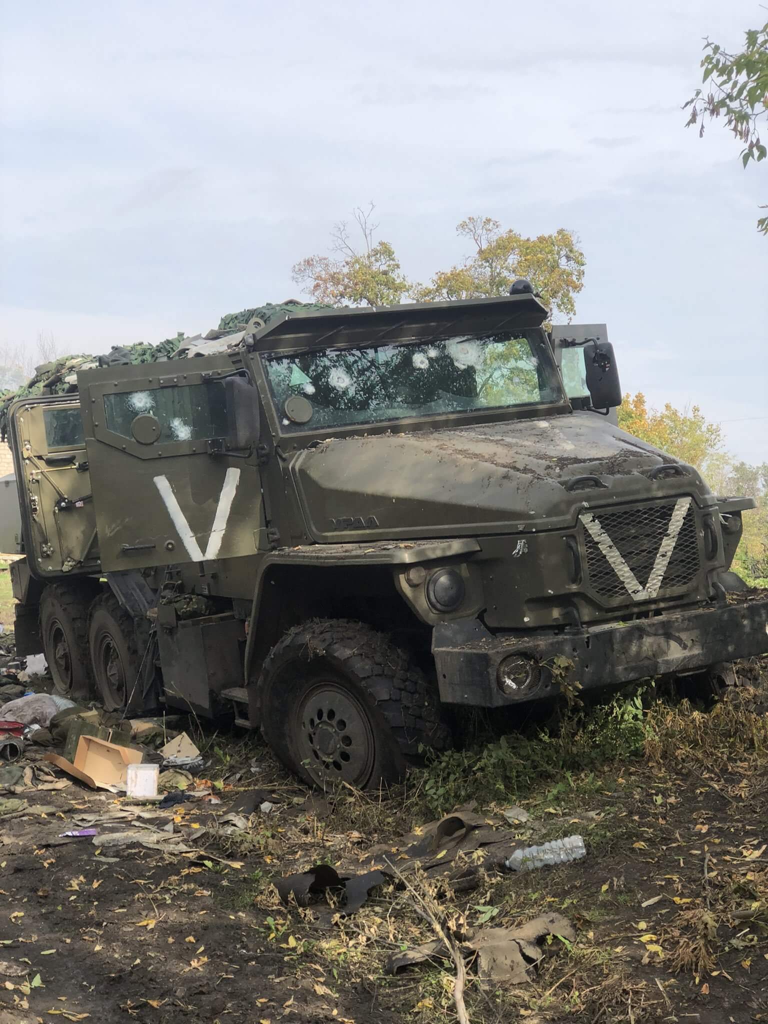 Бійці Сил оборони захопили російський бронеавтомобіль «Урал-ВВ» на Харківщині
