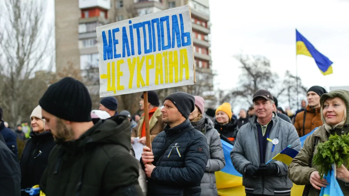 В Мелітополі колаборантам наказали збирати речі та готуватись до втечі в Крим. ФОТО