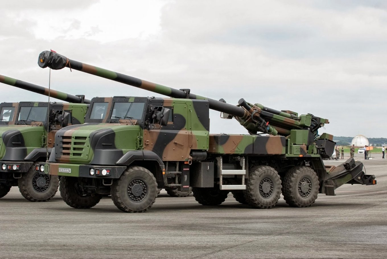 Франція передасть Україні радари та зенітні ракети - Макрон