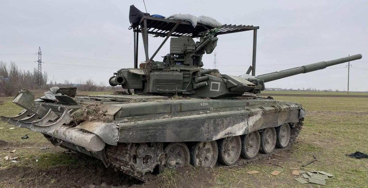Бійці Грузинського легіону захопили новітній T-90A - ВІДЕО