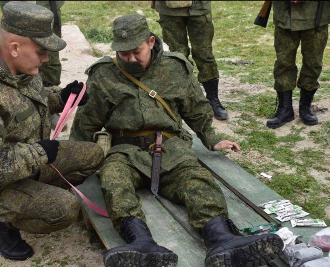 На херсонському напрямку російські солдати не мають військового взуття — Генштаб