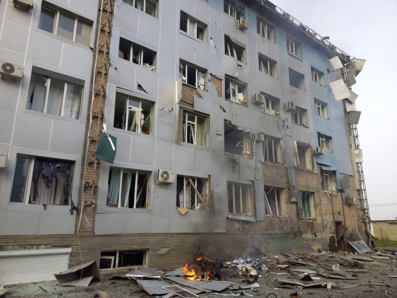 У Мелітополі пролунав вибух біля будівлі, яка належить колаборанту Балицькому. ВІДЕО