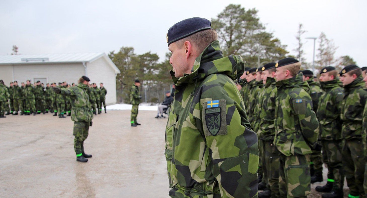 Швеція обіцяє поставити Україні сучасну зброю