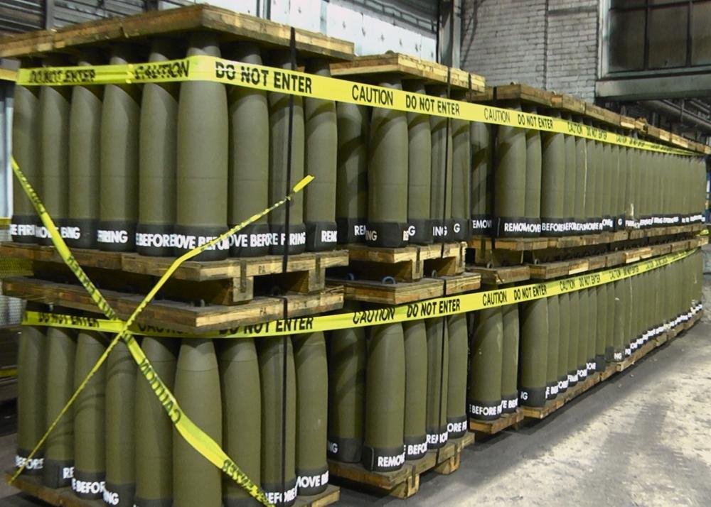 В новий пакет допомоги від США увійдуть десятки тисяч артилерійських снарядів