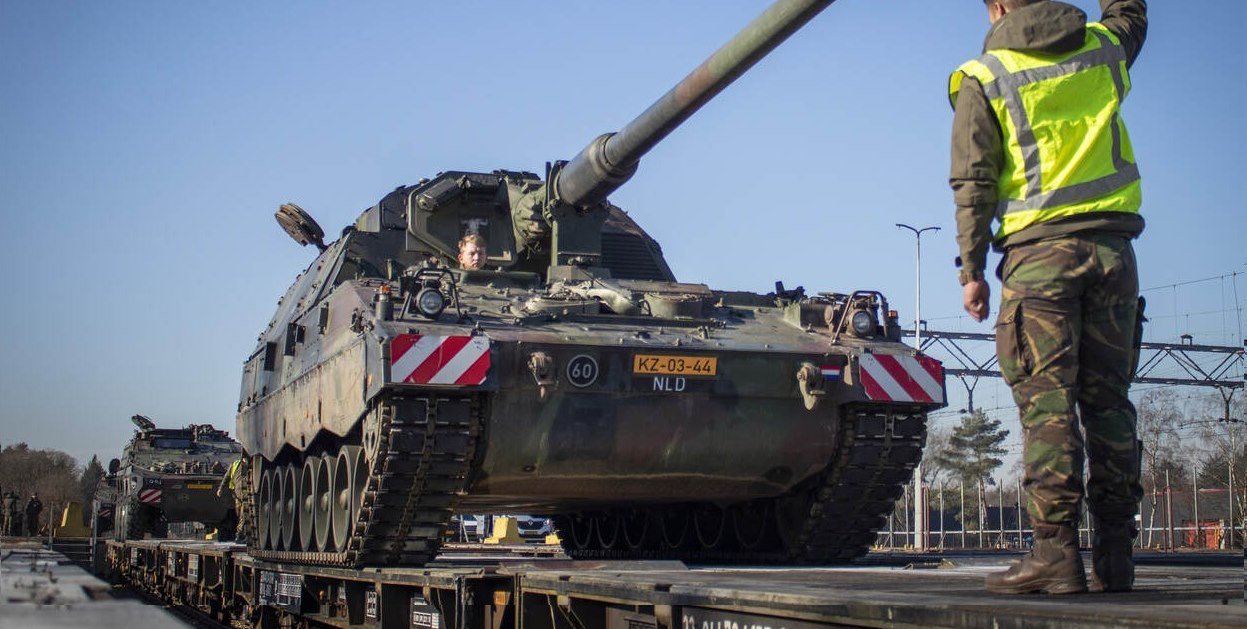 Нідерланди надали Україні військової допомоги на 800 млн євро