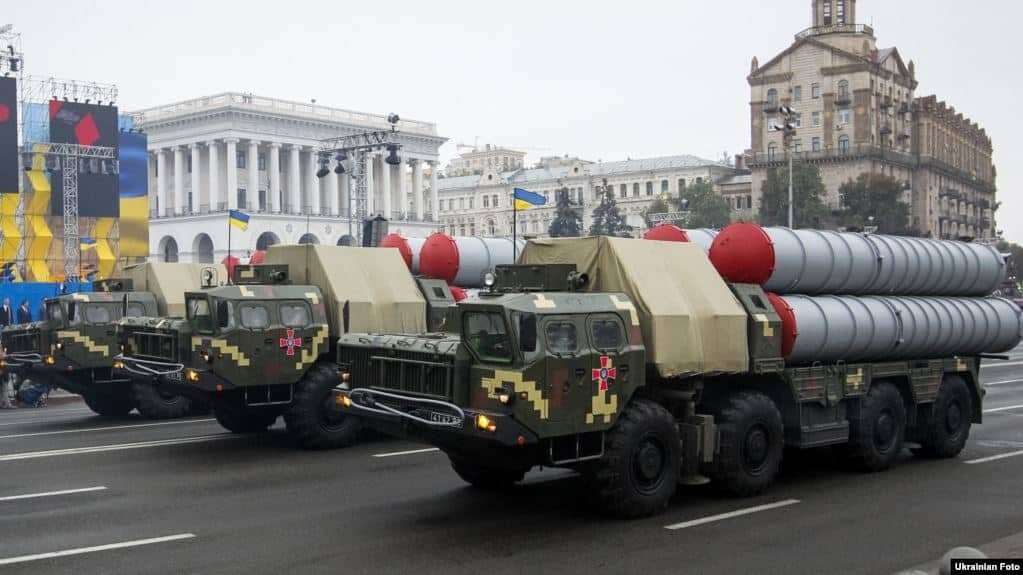 Україна шукає по світу ракети С-300 — Резніков