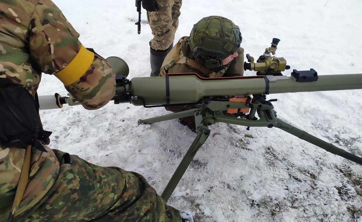 Бійці тероборони отримали на озброєння болгарські гранатомети ATGL-H