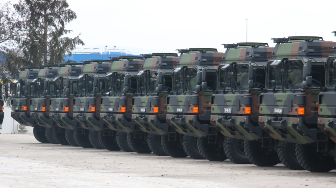 Німеччина передасть Україні вантажівки MAN HX 8×8