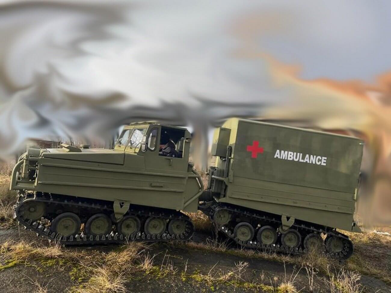 Військовим передали санітарні всюдиходи Bandvagn 202