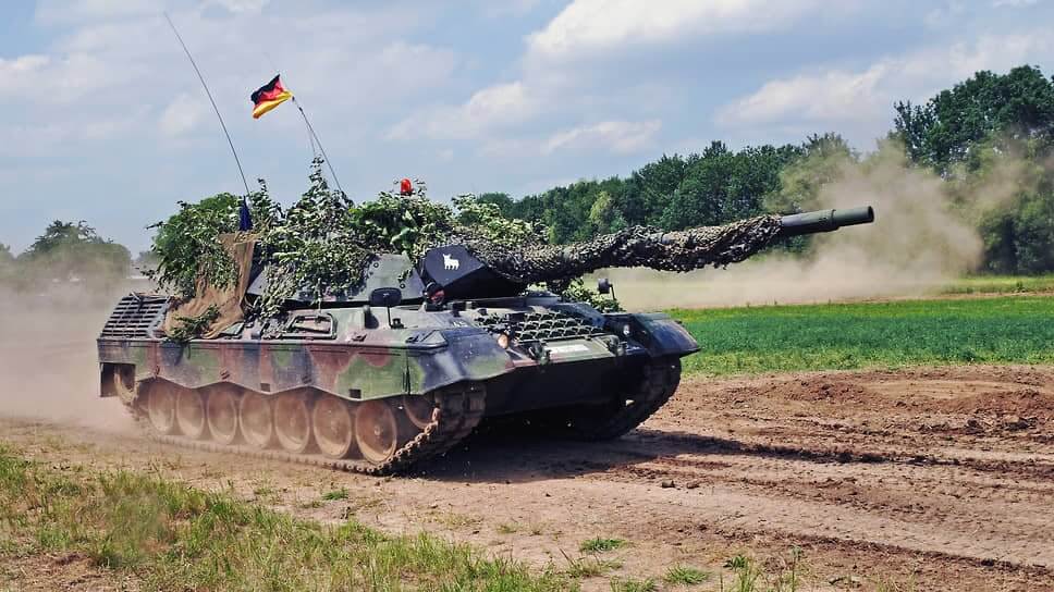 Франція непублічно тисне на Німеччину щодо надання Україні танків Leopard — ЗМІ
