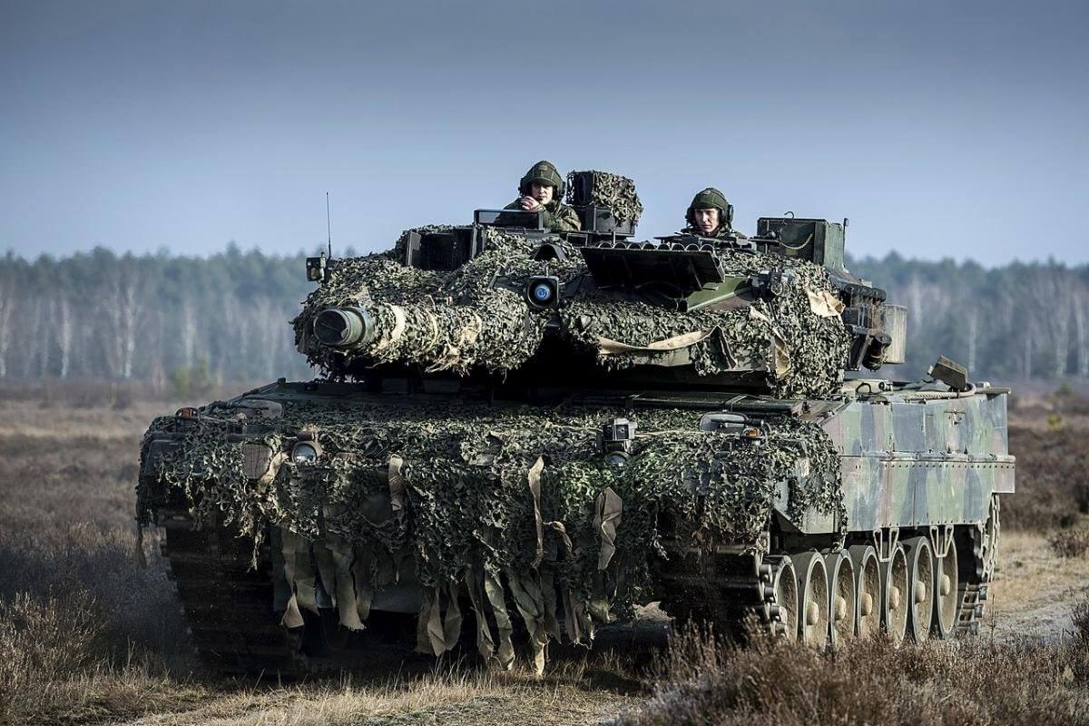 Польща хоче прискорити навчання українських танкістів на Leopard