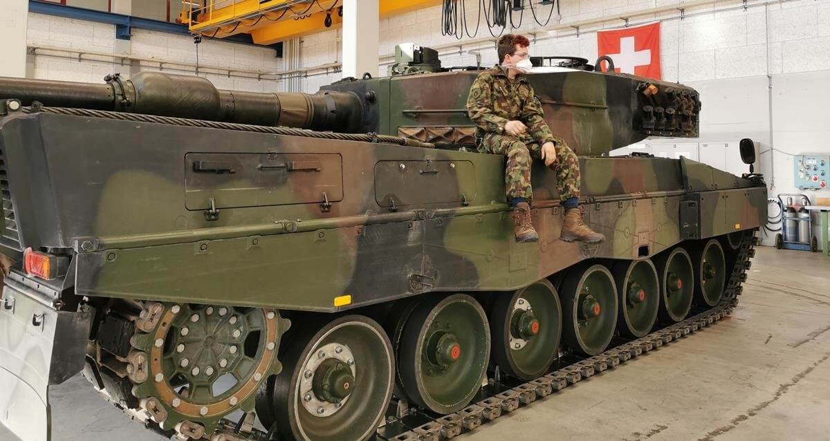 Швеція попри нейтралітет розглядає можливість підтримки України танками