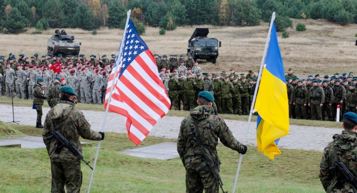 США продовжать допомагати Україні всім, чим зможуть — Білий дім