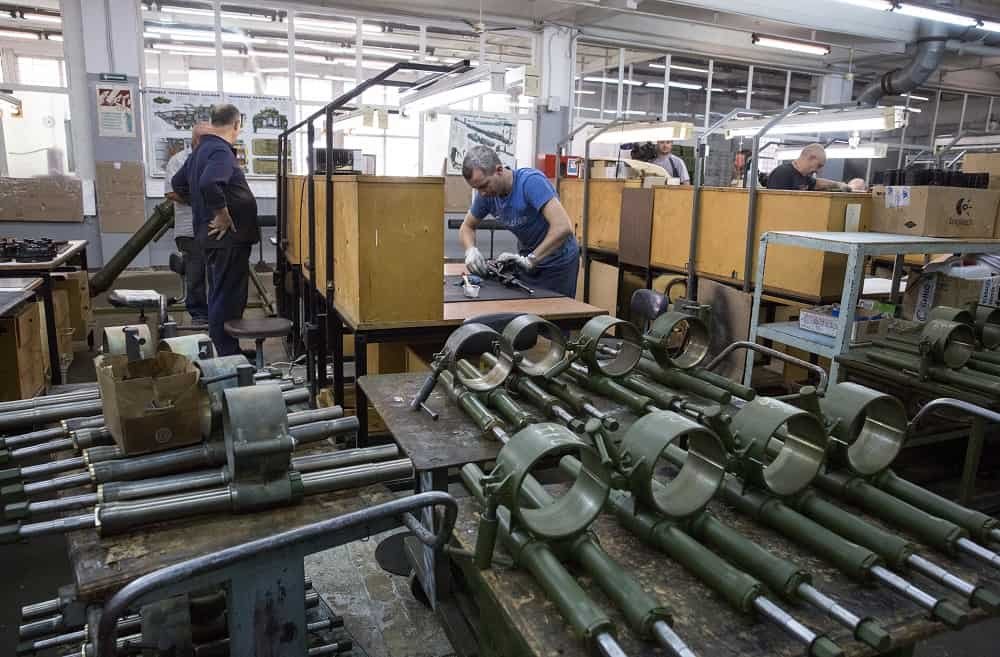 В Україні компаніям ВПК полегшили виробництво зброї