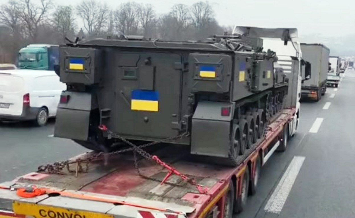 До України прямують БТР FV432 Bulldog