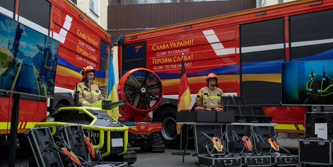 Бійці ДСНС отримали обладнання від Німецької асоціації пожежних бригад