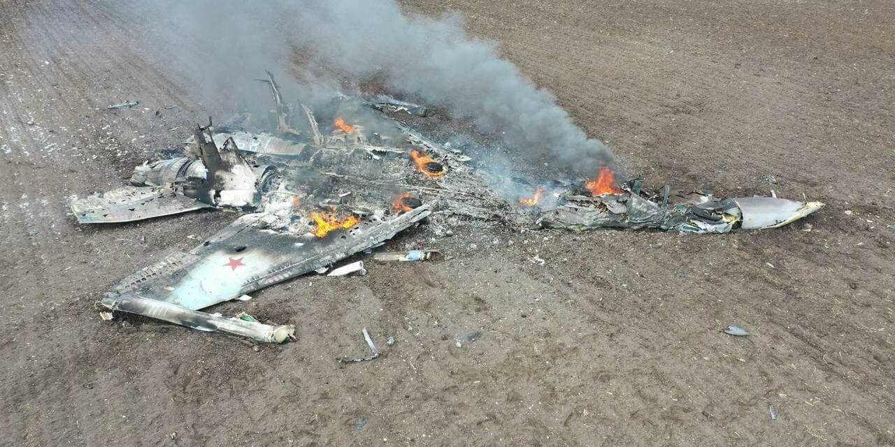 В небі над Єнакієвим збили російський винищувач Су-34