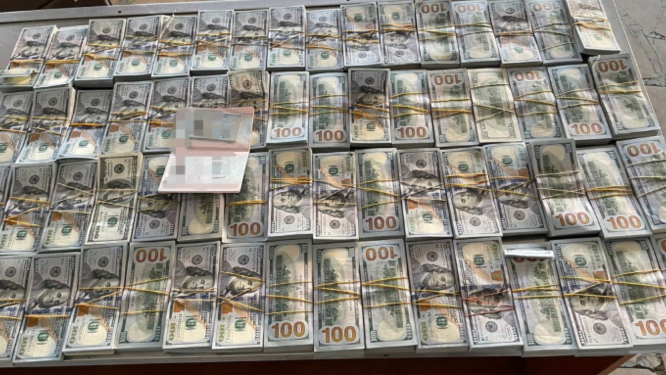 В Україну хотіли завести 37 млн готівки: ймовірно, гроші були вкрадені на окупованих територіях