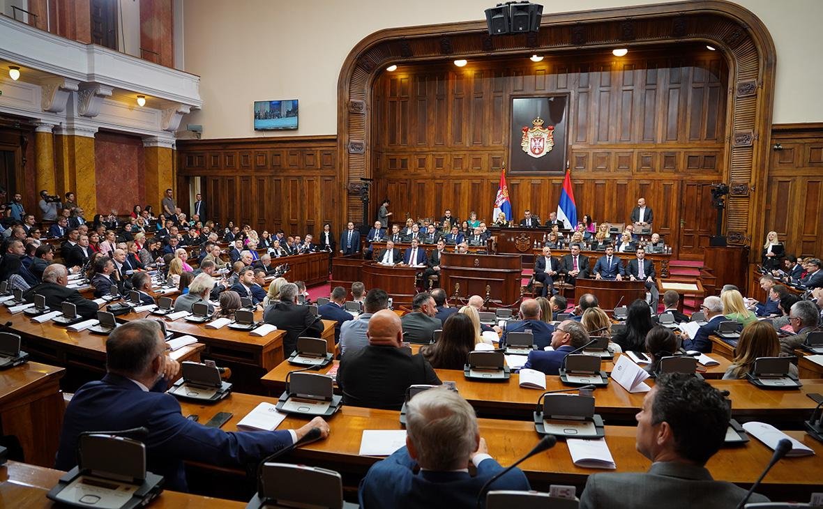 В уряді Сербії раптом запропонували якнайшвидше запровадити санкції проти РФ
