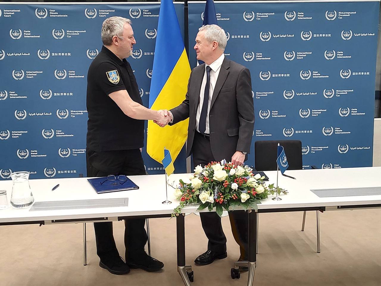 Генпрокурор Костін підписав угоду про відкриття представництва МКС в Україні