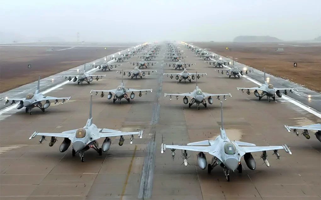 Україні потрібні літаки F-16 — Залужний