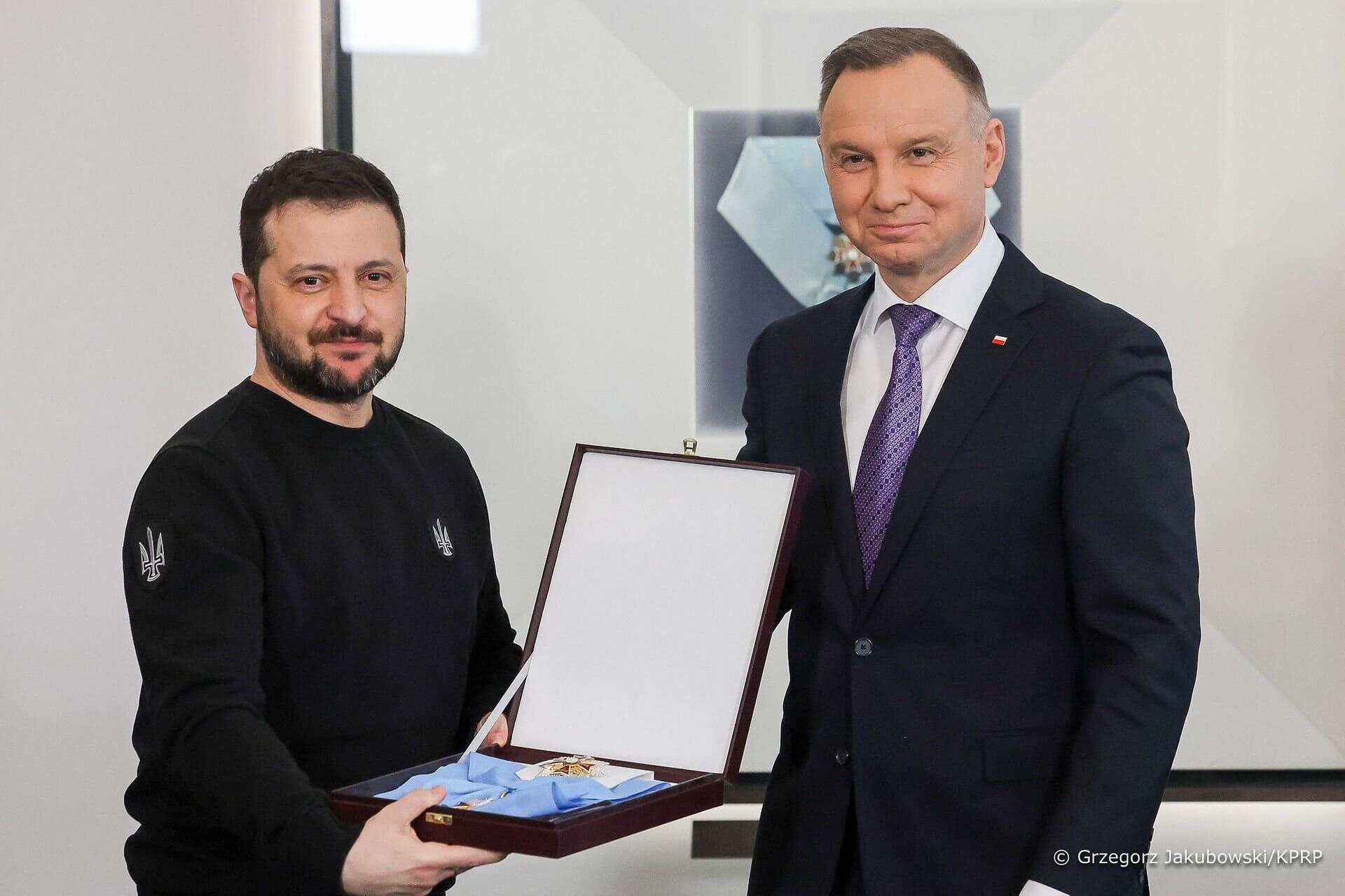 Дуда нагородив Зеленського найвищою відзнакою Польщі