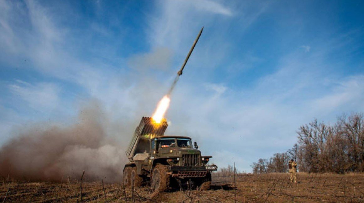 Єгипет припинив постачання боєприпасів РФ, та почав виробництво снарядів для України — WP