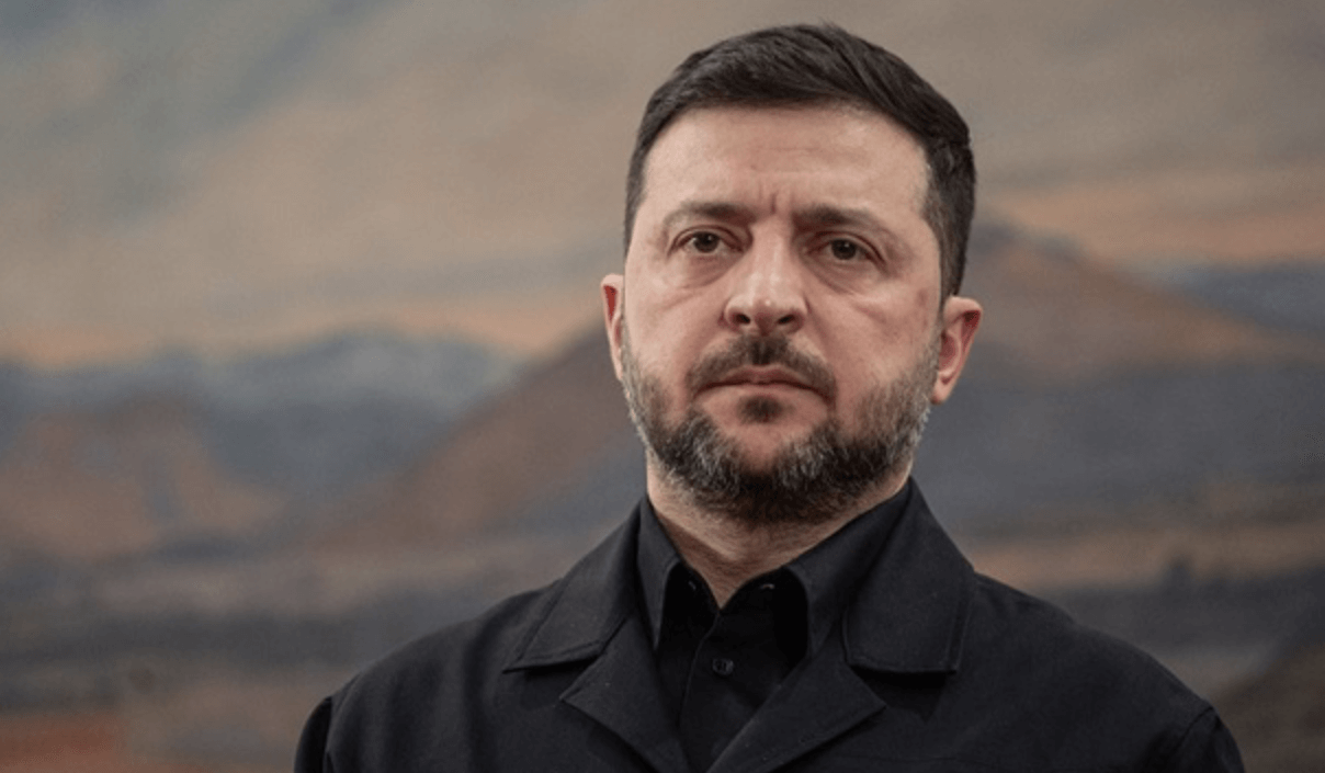 Зеленский не заинтересован менять Украину, у Зеленского идут лучшие годы во время войны!